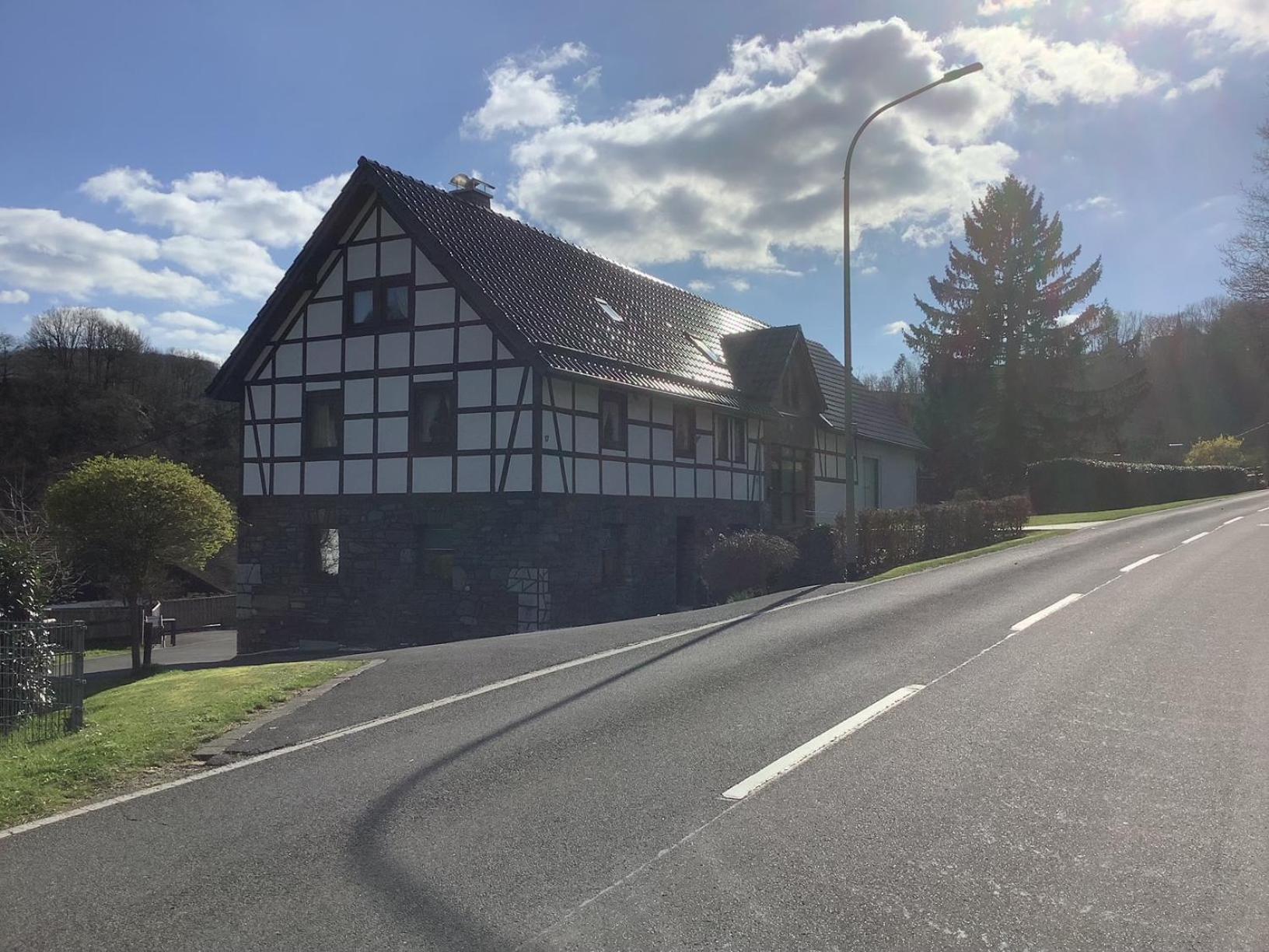Berg Blick Eifler Bauernhaus Modern Restauriert Зіммерат Екстер'єр фото